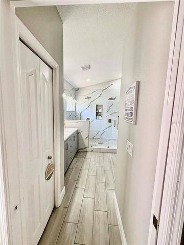 1635 LEDGESTONE DRIVE, Brandon, FL 33511