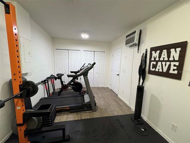 1635 LEDGESTONE DRIVE, Brandon, FL 33511