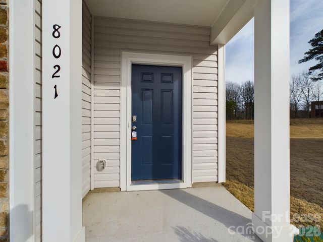 8021 Murray Branch Drive, Charlotte, NC 28216