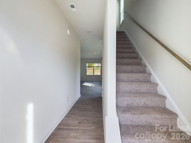8021 Murray Branch Drive, Charlotte, NC 28216