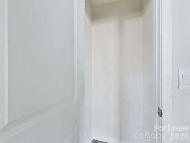 8021 Murray Branch Drive, Charlotte, NC 28216