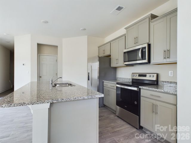 8021 Murray Branch Drive, Charlotte, NC 28216