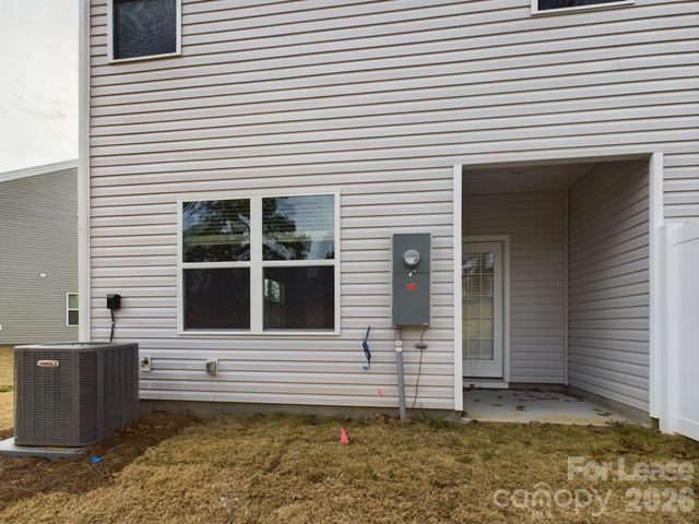 8021 Murray Branch Drive, Charlotte, NC 28216