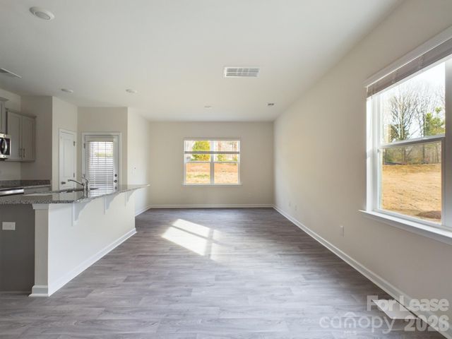 8021 Murray Branch Drive, Charlotte, NC 28216