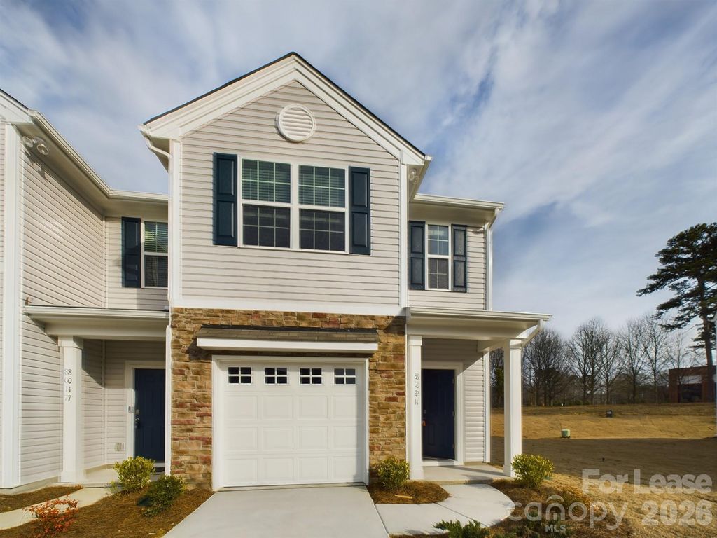 8021 Murray Branch Drive, Charlotte, NC 28216