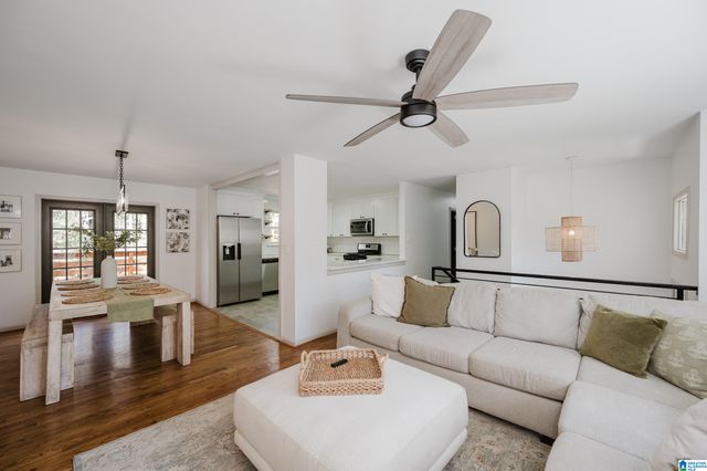 2416 WINE RIDGE DRIVE, Birmingham, AL 35244