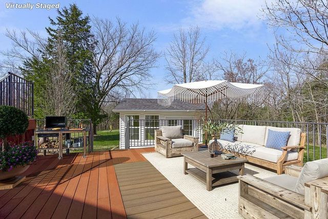 5550 Clare Road, Shawnee, KS 66226