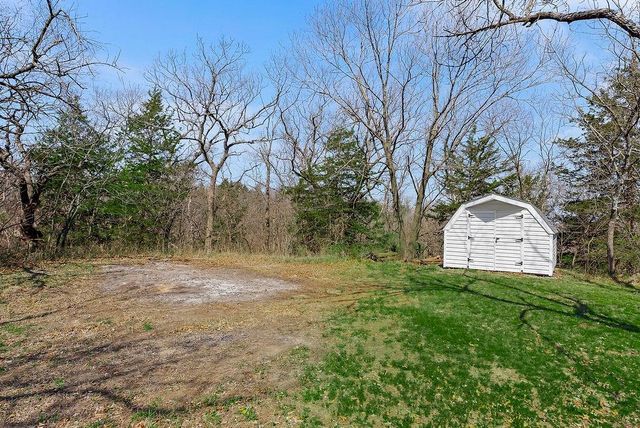 5550 Clare Road, Shawnee, KS 66226