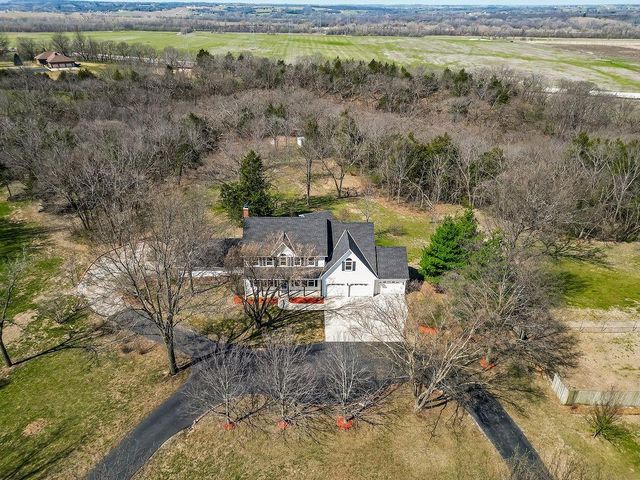 5550 Clare Road, Shawnee, KS 66226