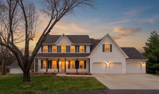 5550 Clare Road, Shawnee, KS 66226