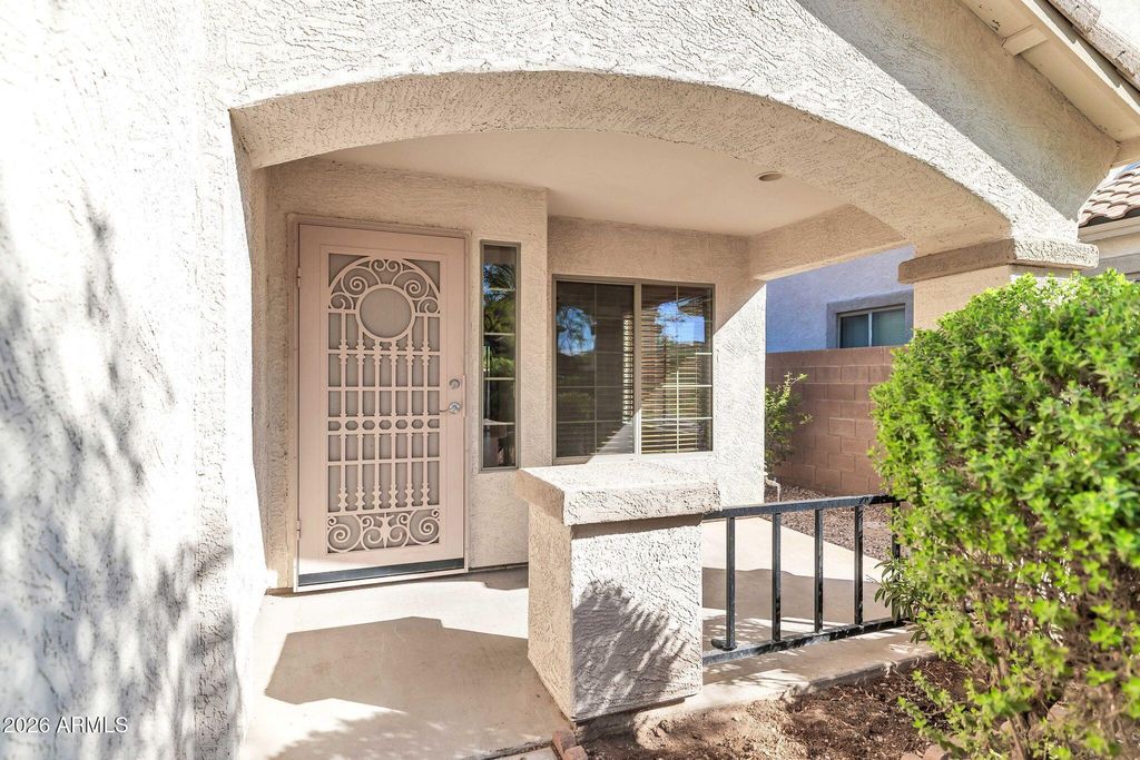 15448 W YUCATAN Drive, Surprise, AZ 85379 — photo 2