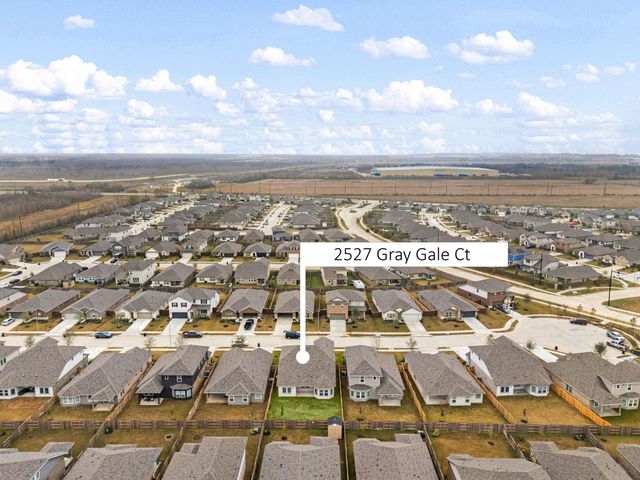 2527 Gray Gale Court, Baytown, TX 77523