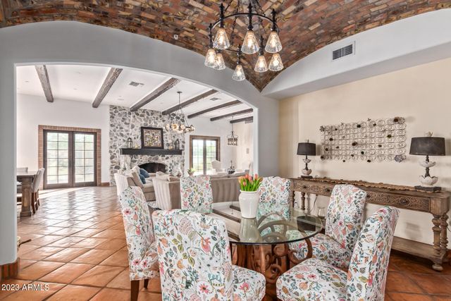 6708 E SAN MIGUEL Avenue, Paradise Valley, AZ 85253