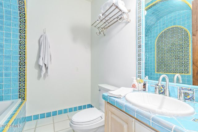 6708 E SAN MIGUEL Avenue, Paradise Valley, AZ 85253