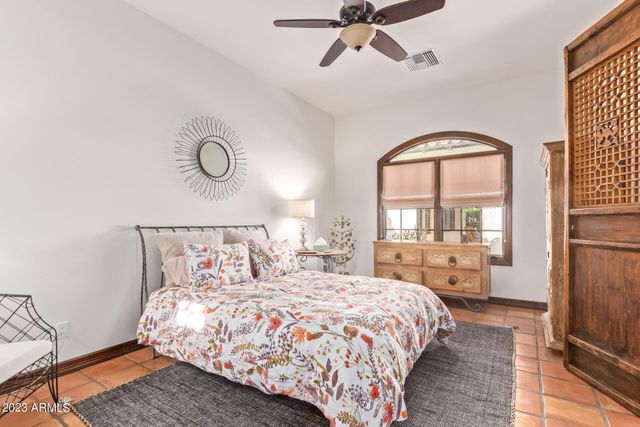 6708 E SAN MIGUEL Avenue, Paradise Valley, AZ 85253