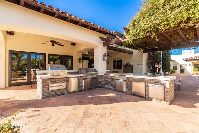 6708 E SAN MIGUEL Avenue, Paradise Valley, AZ 85253