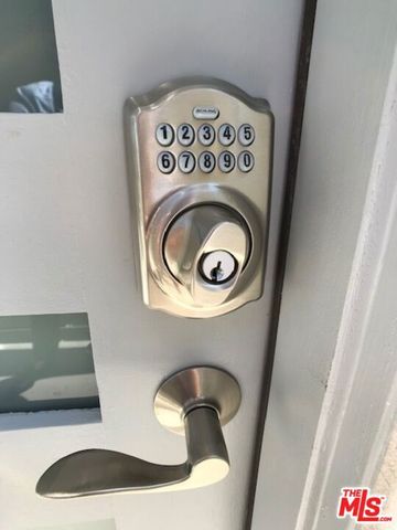 601 N Normandie Avenue 2, Los Angeles, CA 90004