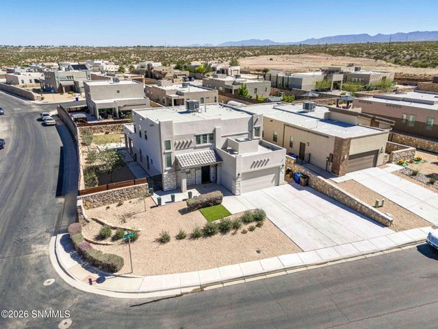 4629 Azure Hills Road, Las Cruces, NM 88011