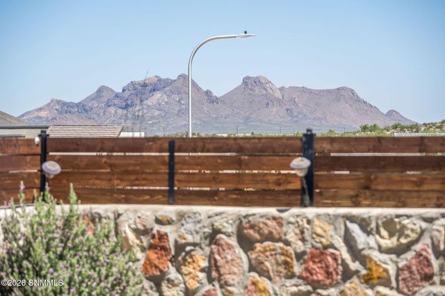 4629 Azure Hills Road, Las Cruces, NM 88011