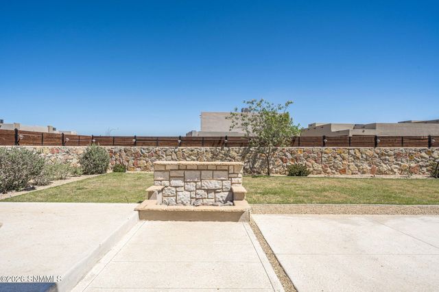 4629 Azure Hills Road, Las Cruces, NM 88011