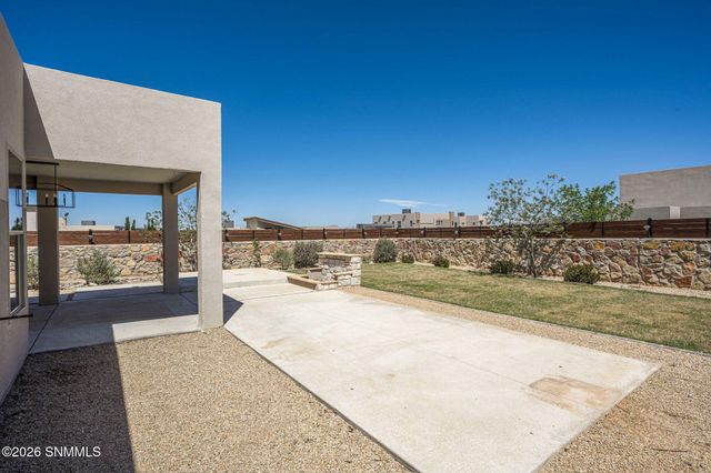4629 Azure Hills Road, Las Cruces, NM 88011