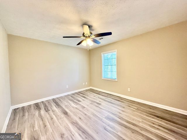 1042 Ascot Court, Riverdale, GA 30296