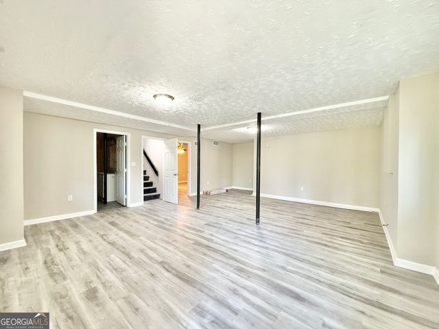 1042 Ascot Court, Riverdale, GA 30296