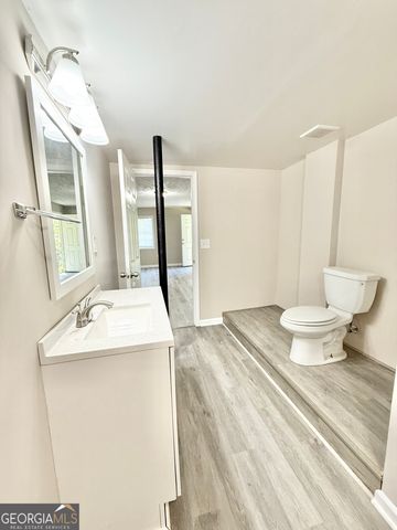 1042 Ascot Court, Riverdale, GA 30296