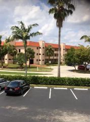 3000 E Sunrise Lakes Dr 207, Sunrise, FL 33322