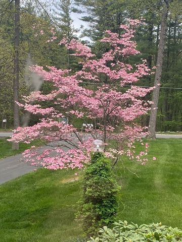 781 Strawberry Hill Rd, Concord, MA 01742