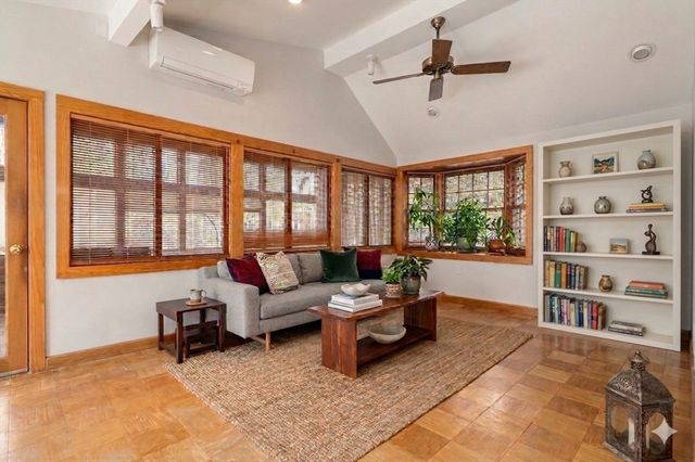22 Munroe Road, Lexington, MA 02421