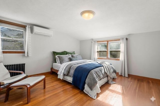 22 Munroe Road, Lexington, MA 02421