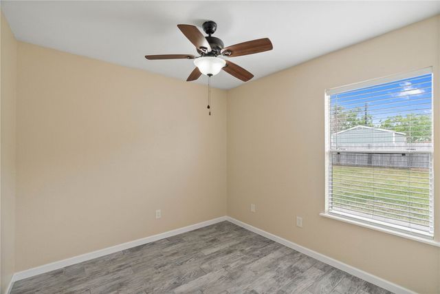 3810 Wagner Lee Dr, Corpus Christi, TX 78418