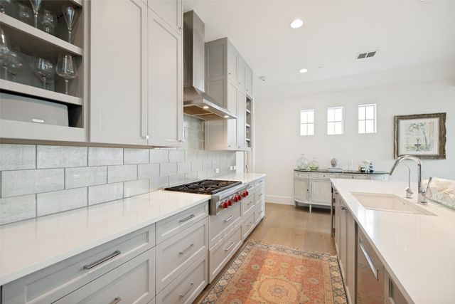 4502 Abbott Avenue 317, Highland Park, TX 75205
