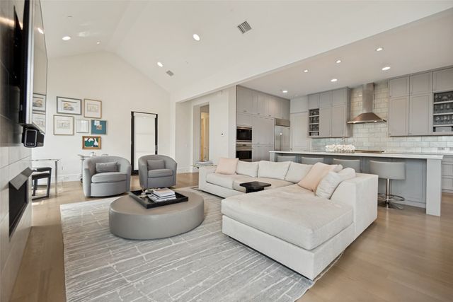 4502 Abbott Avenue 317, Highland Park, TX 75205