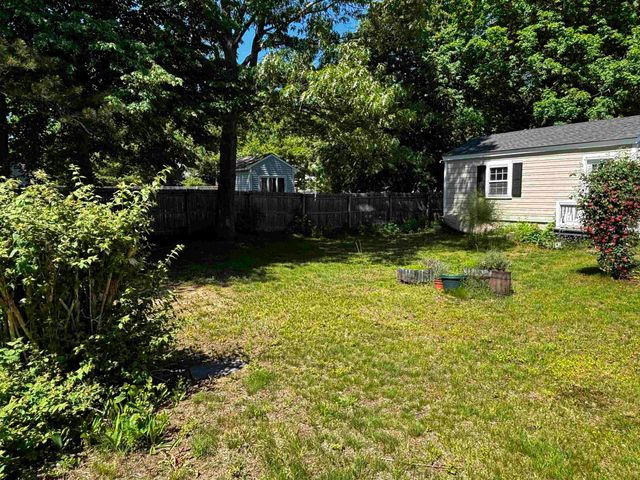 617 Colonial Drive, Portsmouth, NH 03801