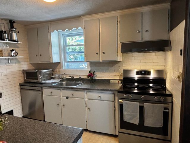 617 Colonial Drive, Portsmouth, NH 03801
