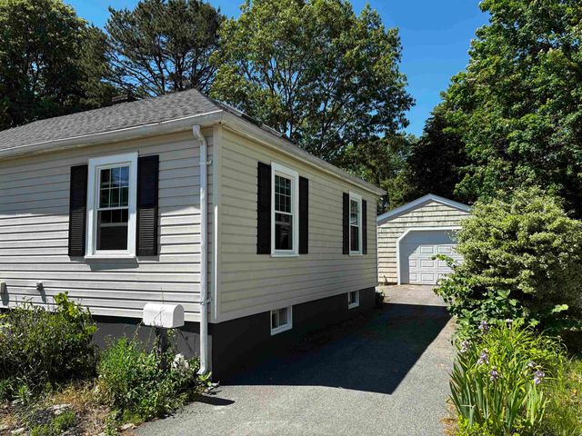 617 Colonial Drive, Portsmouth, NH 03801