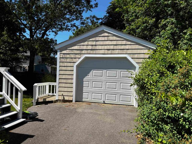 617 Colonial Drive, Portsmouth, NH 03801