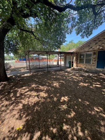 1301 SHEPPARD ROAD, Burkburnett, TX 76354