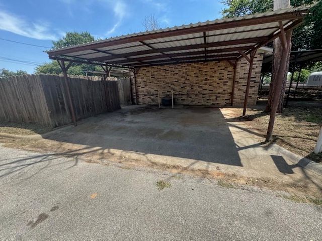 1301 SHEPPARD ROAD, Burkburnett, TX 76354