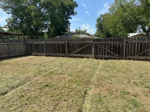 1301 SHEPPARD ROAD, Burkburnett, TX 76354