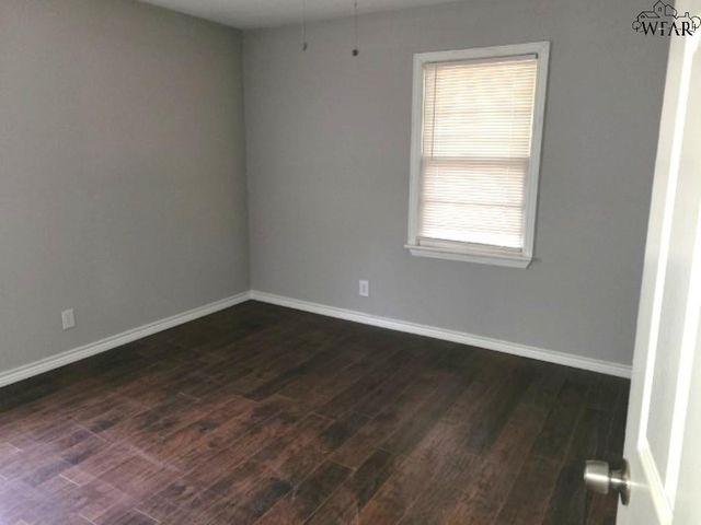 1301 SHEPPARD ROAD, Burkburnett, TX 76354