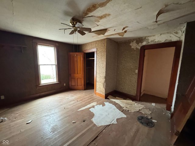 854 E 900 N, Mays, IN 46155
