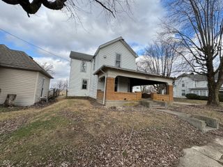 854 E 900 N, Mays, IN 46155