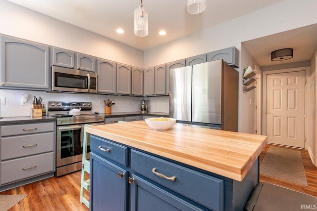 3528 S Glasgow Circle, Bloomington, IN 47403