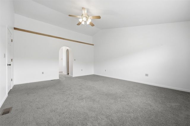 3011 Meyeridge Rd, Shaler, PA 15209