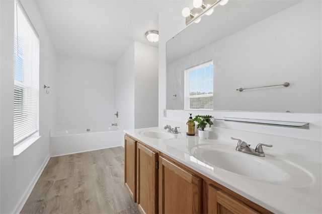 3011 Meyeridge Rd, Shaler, PA 15209