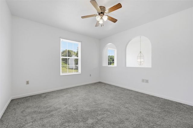 3011 Meyeridge Rd, Shaler, PA 15209