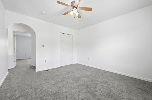 3011 Meyeridge Rd, Shaler, PA 15209